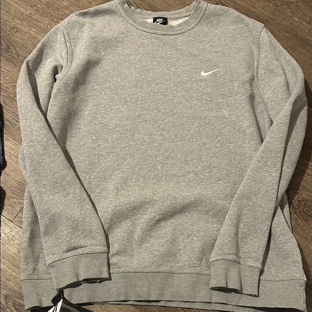 Nike Light Gray Crewneck